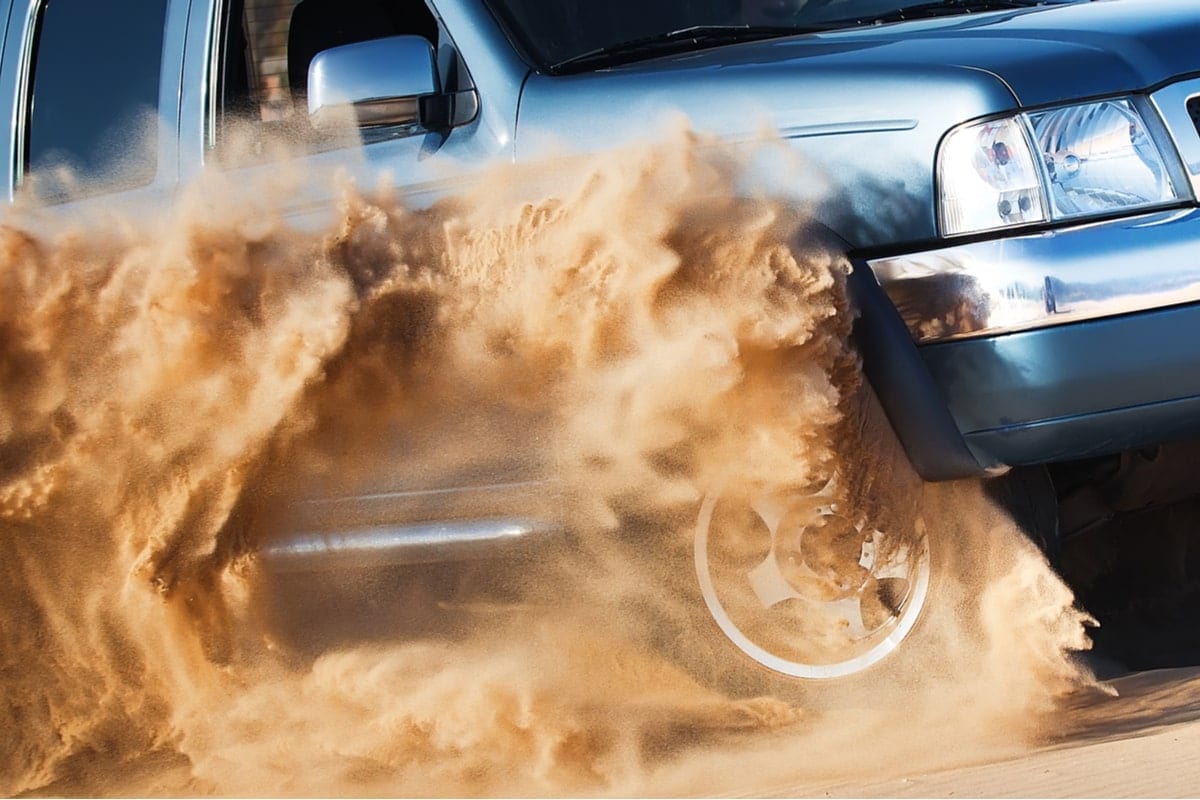 Tips for 4WDriving on sand and what to do if you get bogged
