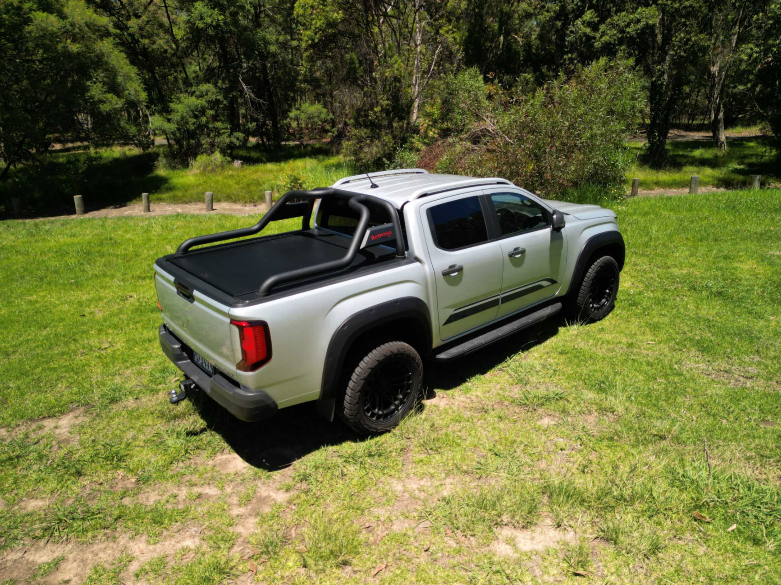 jpeg optimizer Armour Bar VW No Logo jpeg optimizer Armour Bar VW No Logo